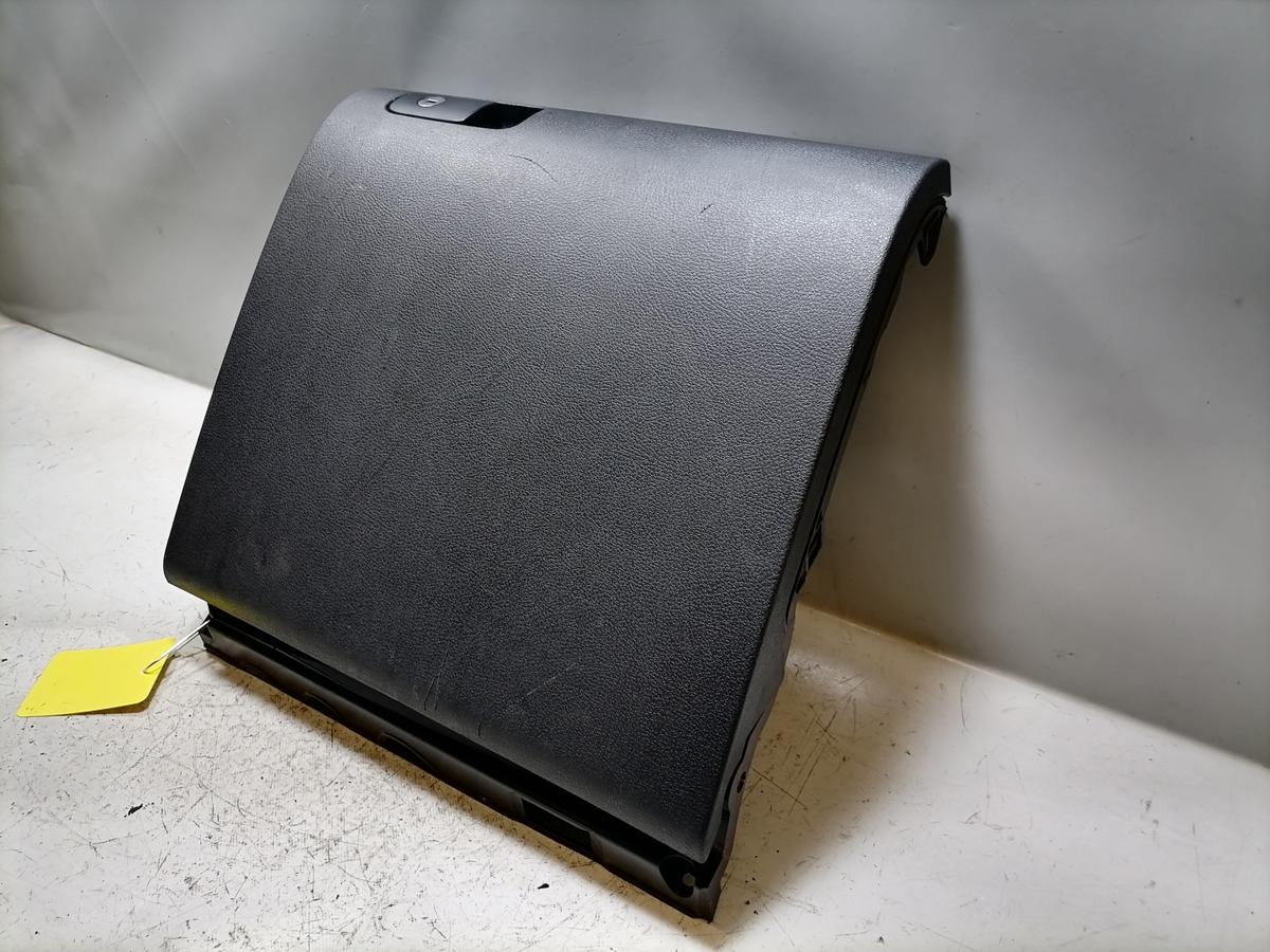 VW Tiguan 1 5N original Handschuhfach Bj.2009